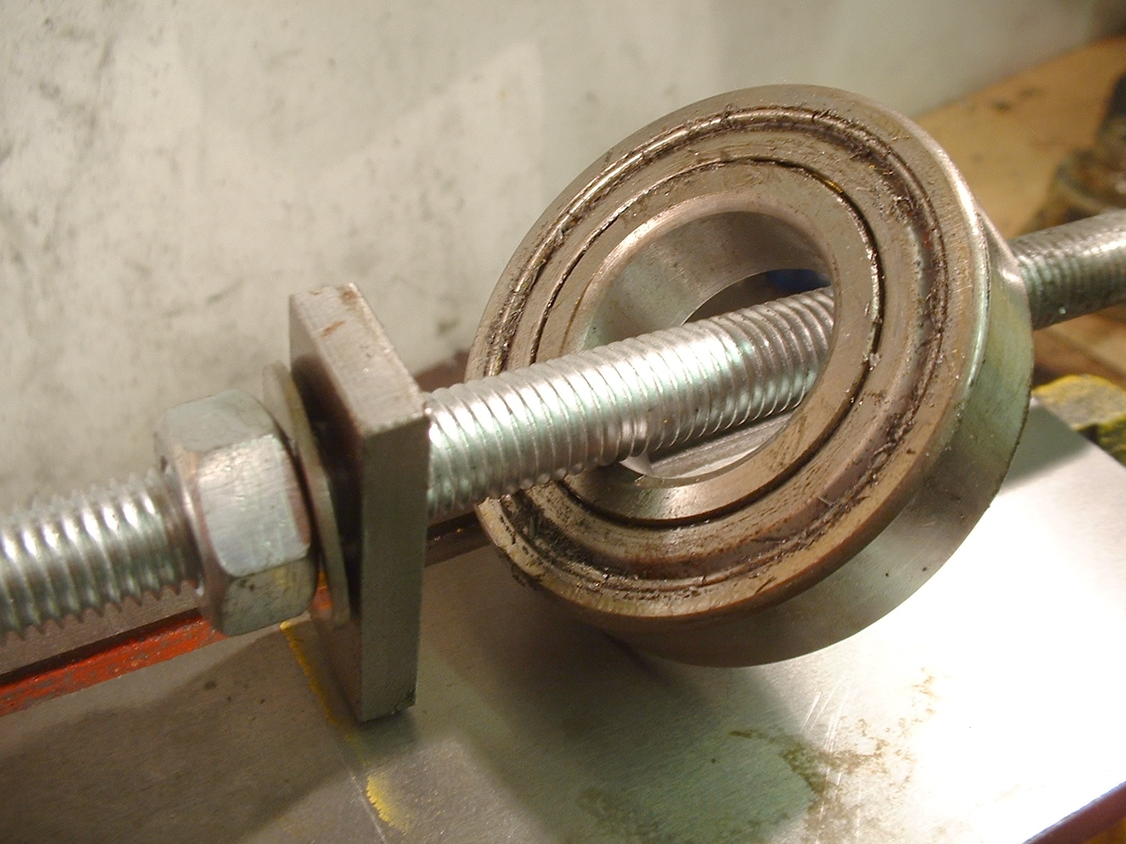 Rear bearing